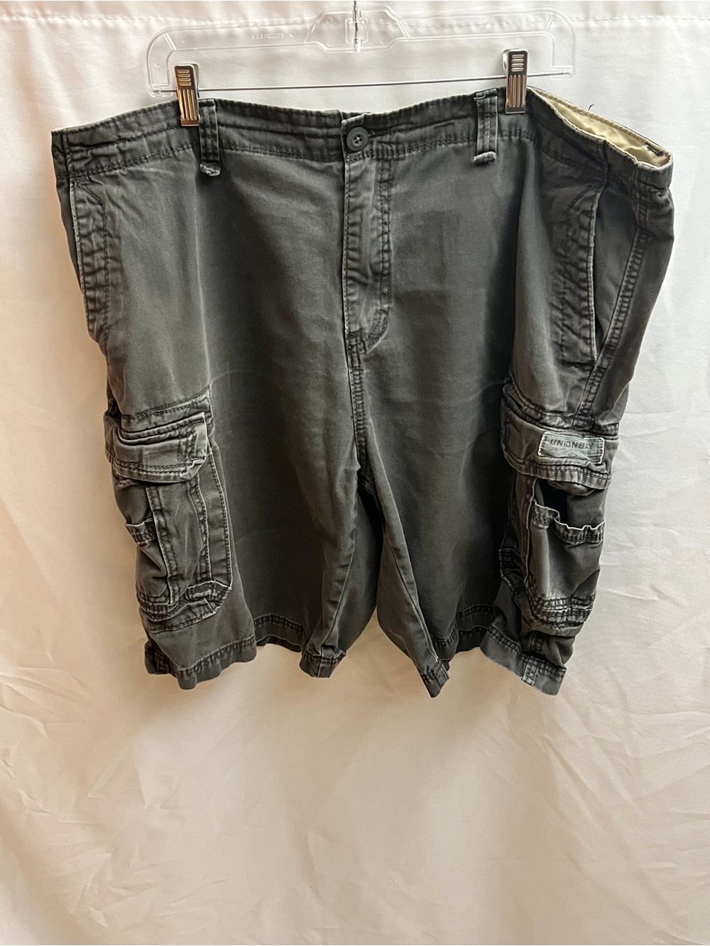 Unionbay Men’s Size 42 Gray Cargo Shorts 100% Cotton Multi Pocket